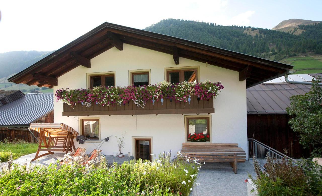 Rieglhof Apartment Hennennest Caprone 外观 照片